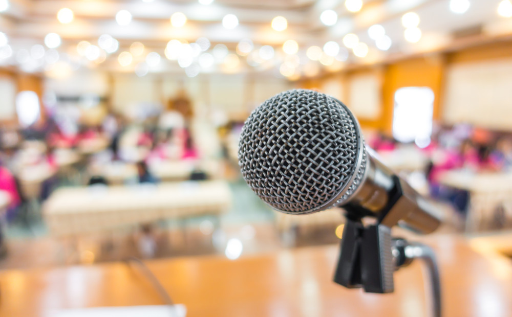 How to Start a Motivational Speaking Business in Kenya